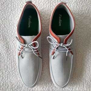 NEW Mens Canvas Sneakers Size 13 Casual